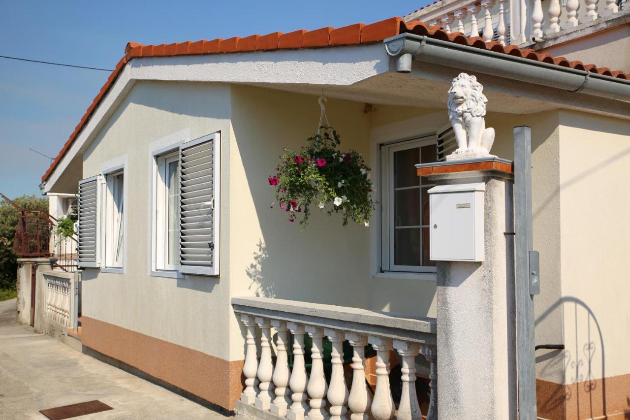 Vila Melisa Vrgada Bagian luar foto